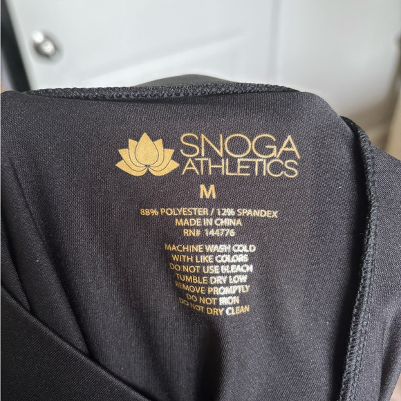 Snoga Cropped Legging with Side Tie Skirt - Picture 2 of 3